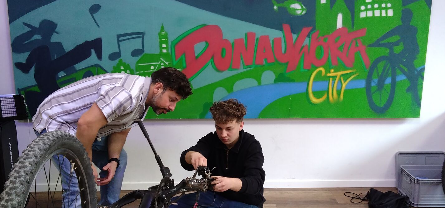 Fahrrad-Check im Jugendcafe Fahrrad-Check im Jugendcafe